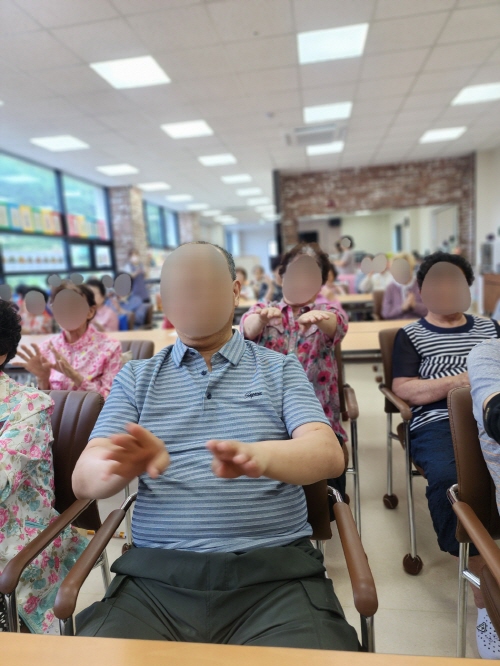 6048d03a4673392b53257453555a1f68_1755743472_3412.jpg